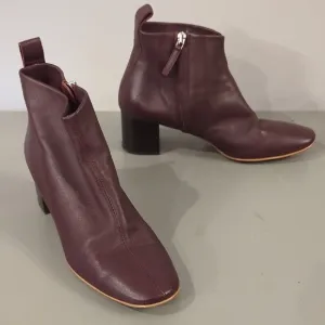 Everlane The Day Boot Leather in Burgundy size 8 Made in Italy