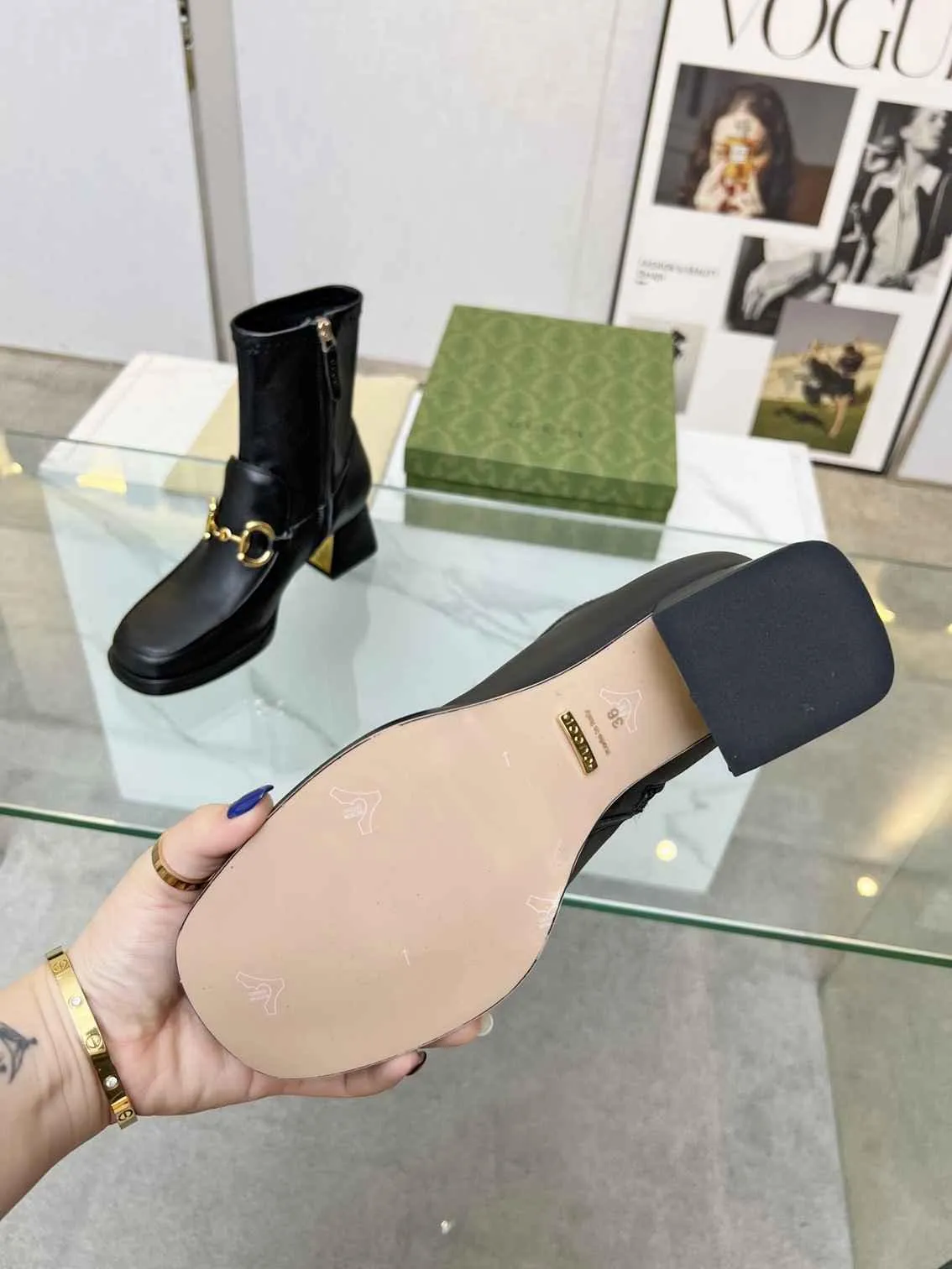 GG HORSEBIT PLAQUE ANKLE BOOTS BLACK 719830 1DO50 1000