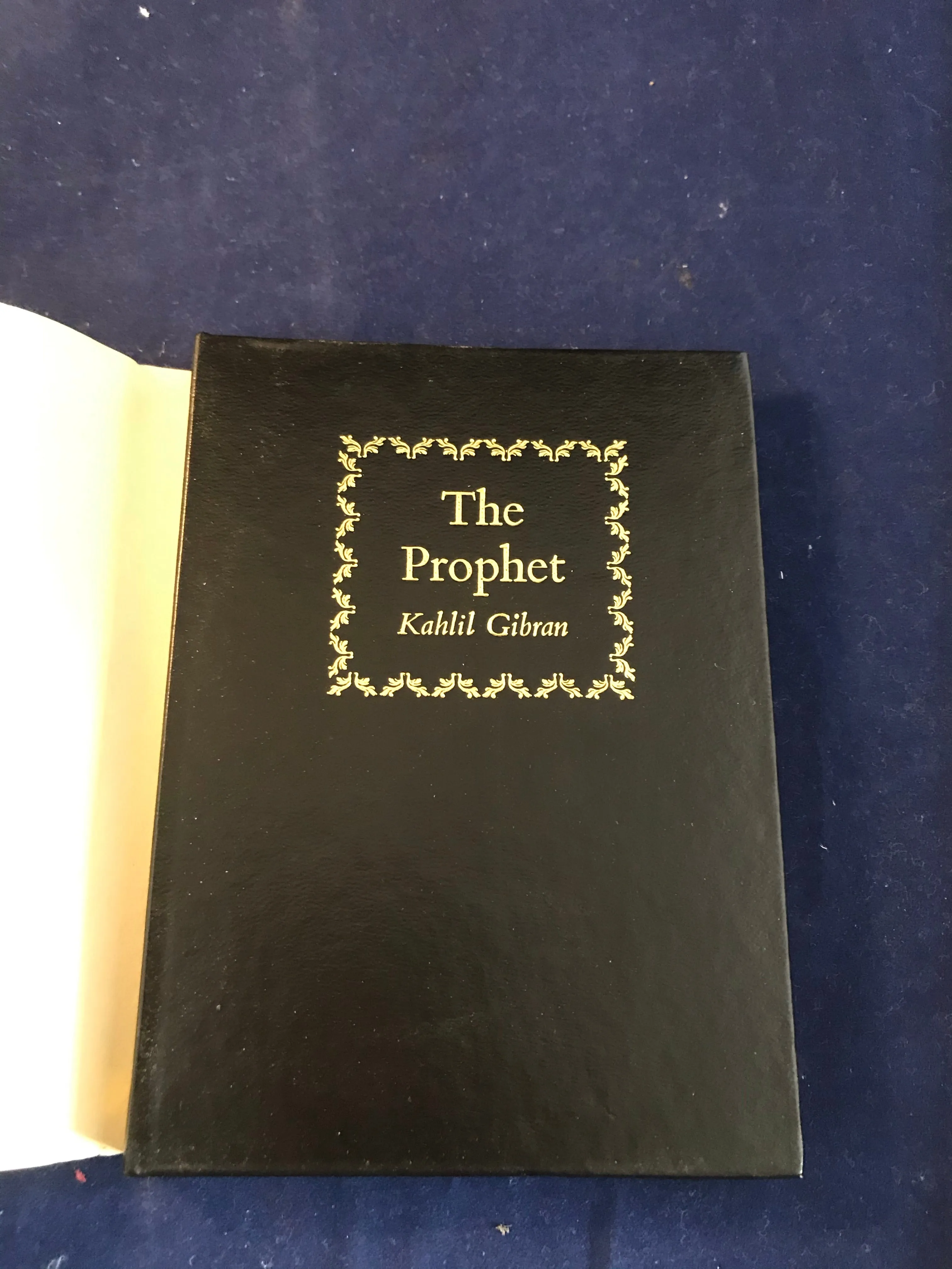 Kahlil Gibran - The Prophet, Heinemann, London, 1975, Inscribed by the Author to Richard Dalby