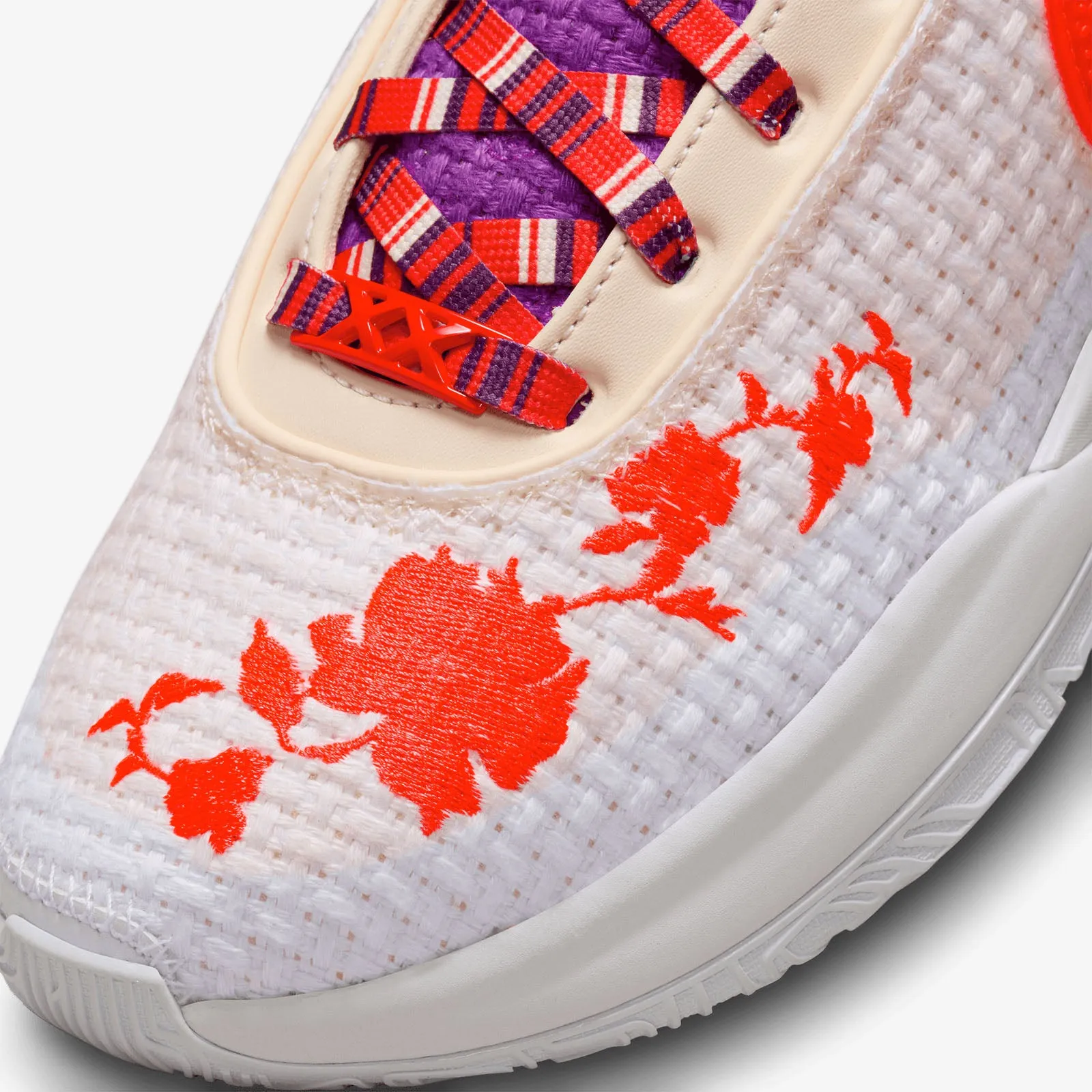 LeBron 20 X Mimi Plange - 'Ceremony'