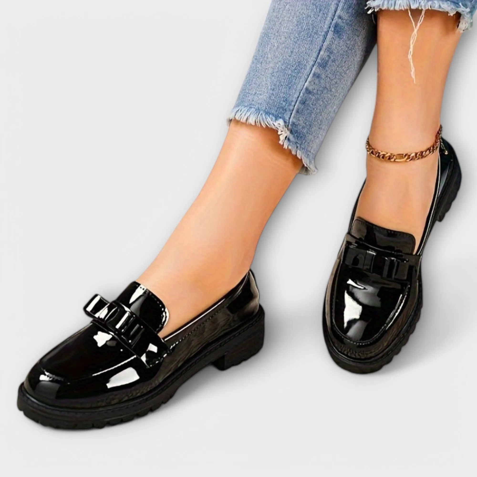 Lisa - Preppy Loafers
