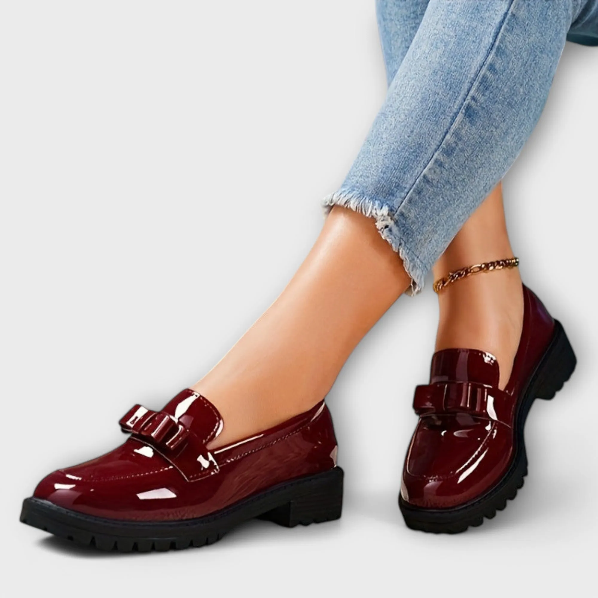Lisa - Preppy Loafers