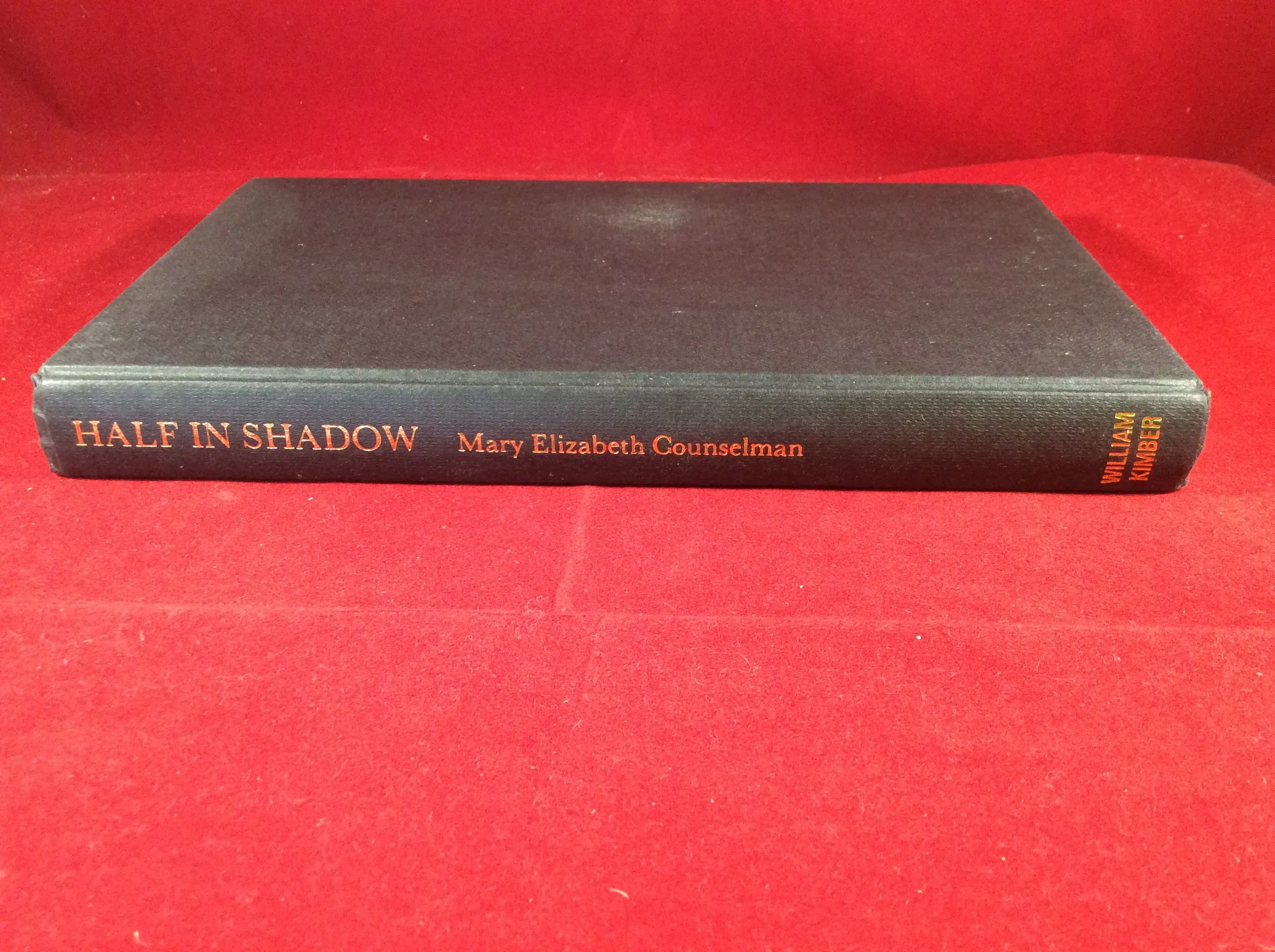 Mary Elizabeth Counselman, Half in Shadow, William Kimber, 1980.