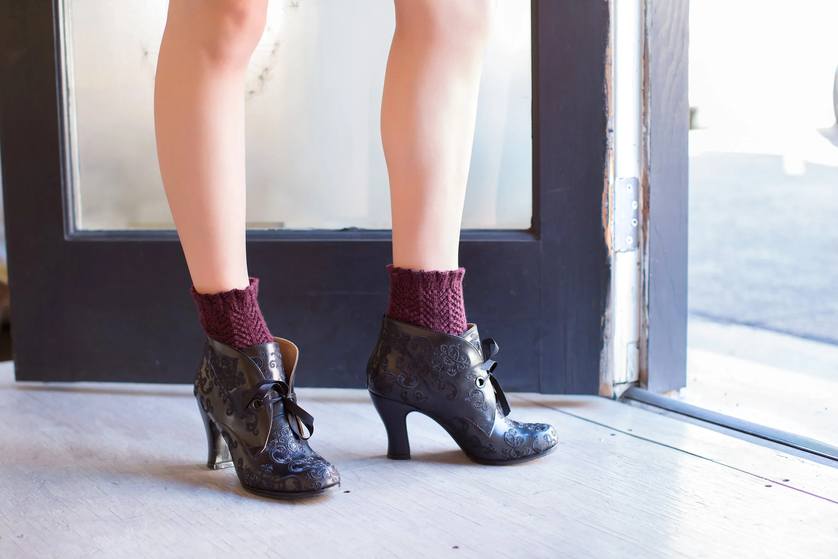 Mary Jane Short Boot Liners PDF Knitting Pattern