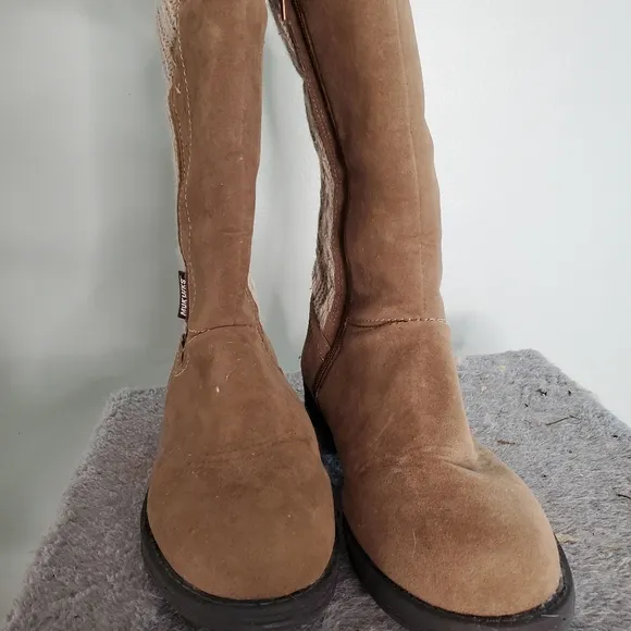 MUK LUKS Casey Mid-Calf Boot Cable Knit Back Stitched Accents Size 8
