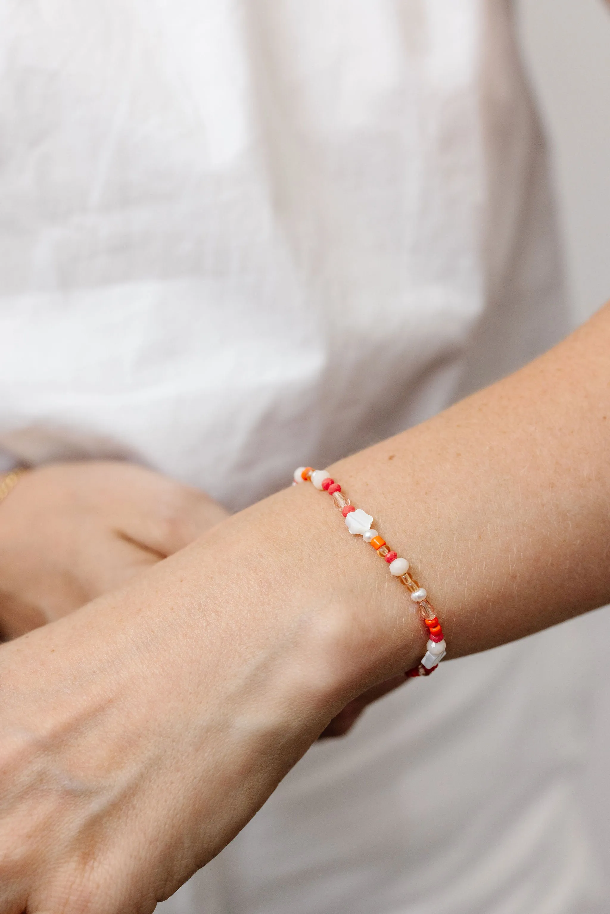 Poppy Adult Bracelet (2MM   4MM Beads)