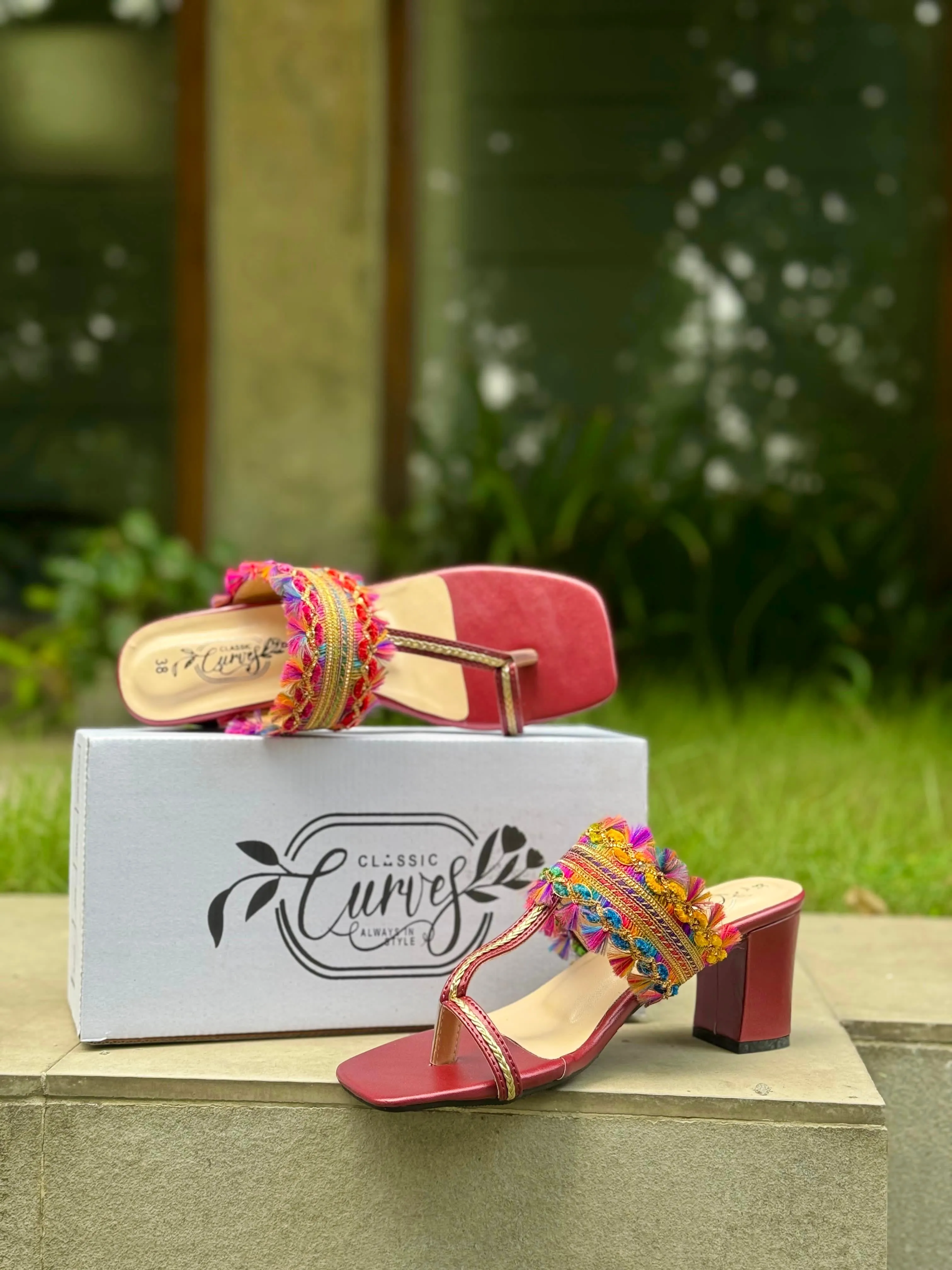 Saj kolapuri heels - Red