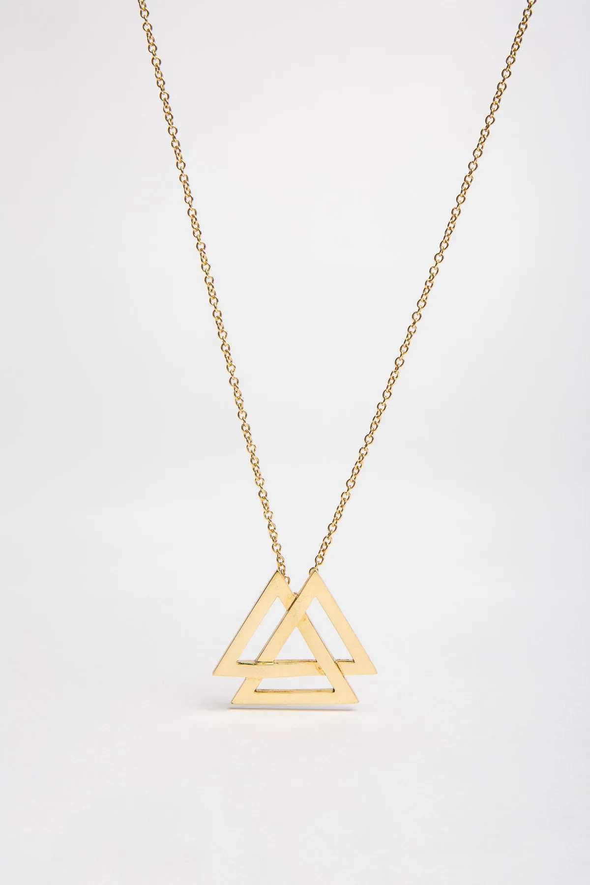 SARAH JANE WILDE | BLACK STAR GOLD NECKLACE