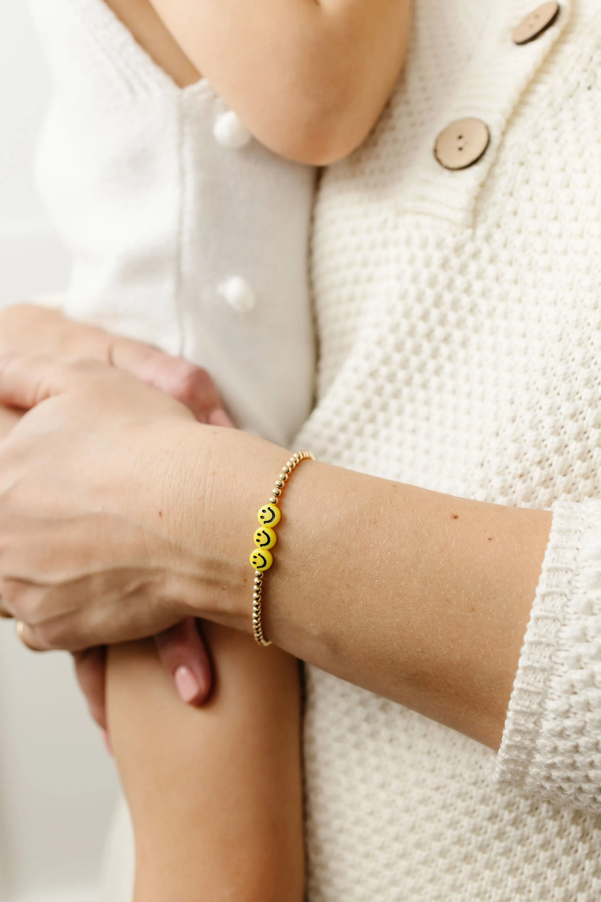 Stretchy Be Happy Adult Bracelet (3MM 6MM beads)