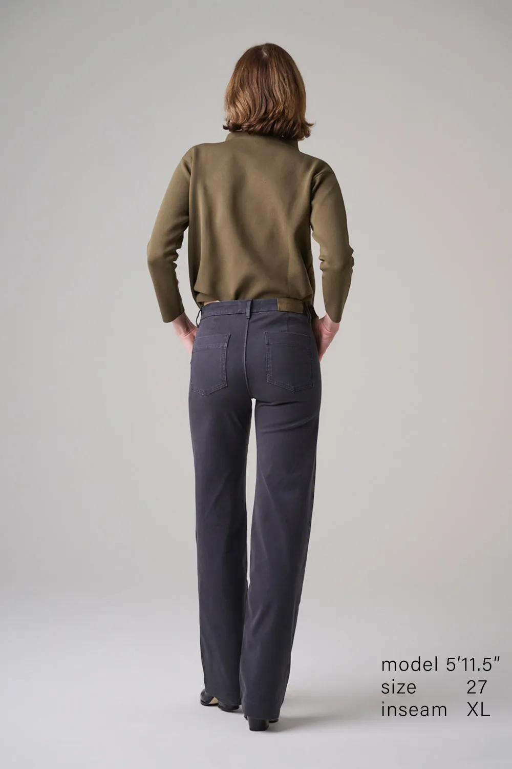 The Malibu Wide Baker  |  Charcoal