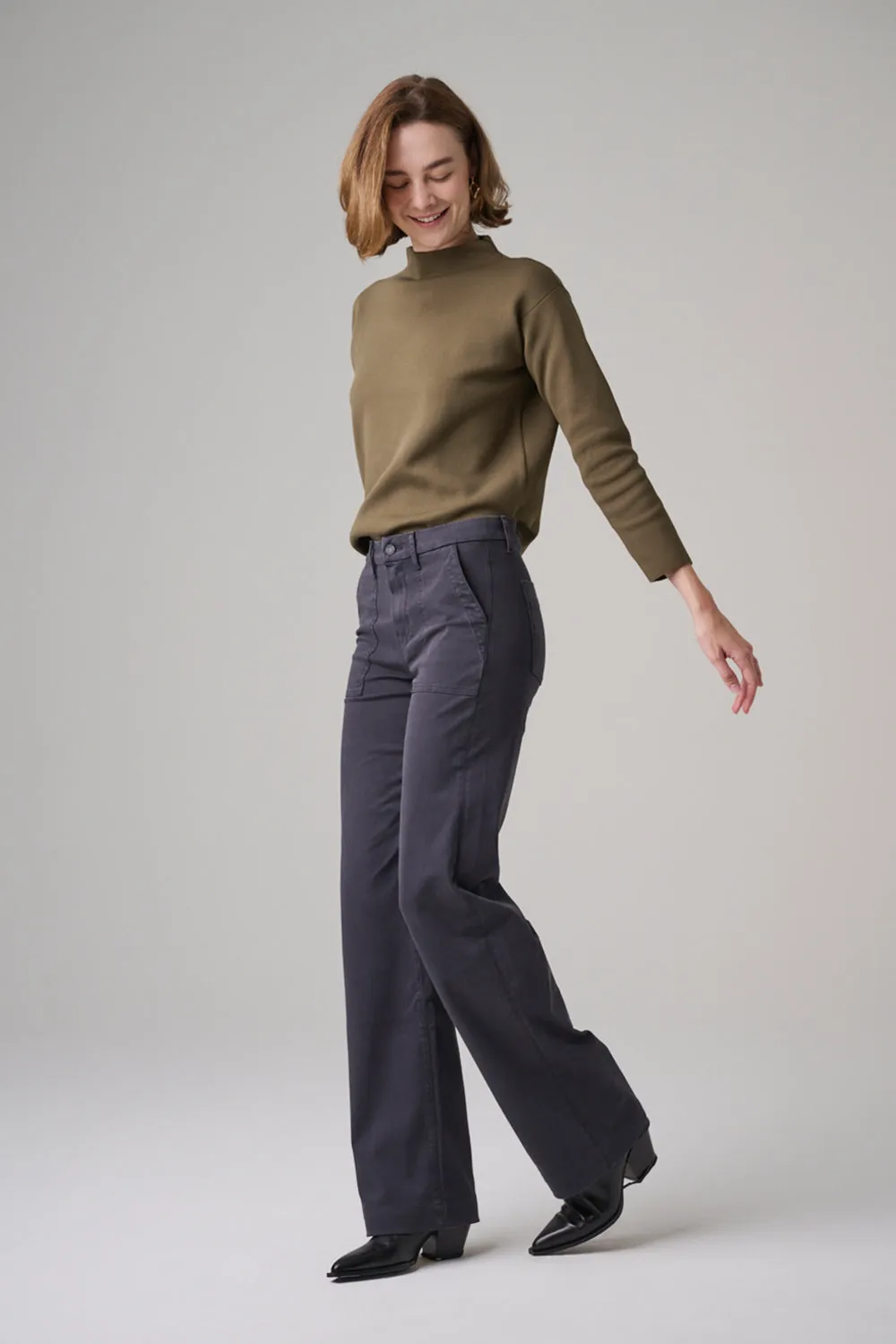The Malibu Wide Baker  |  Charcoal
