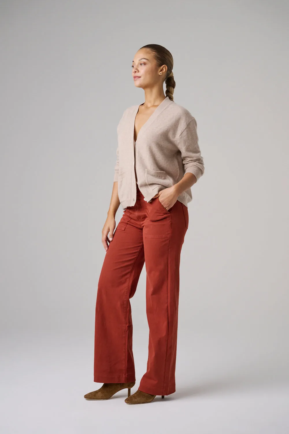 The Malibu Wide Baker  |  Red Clay