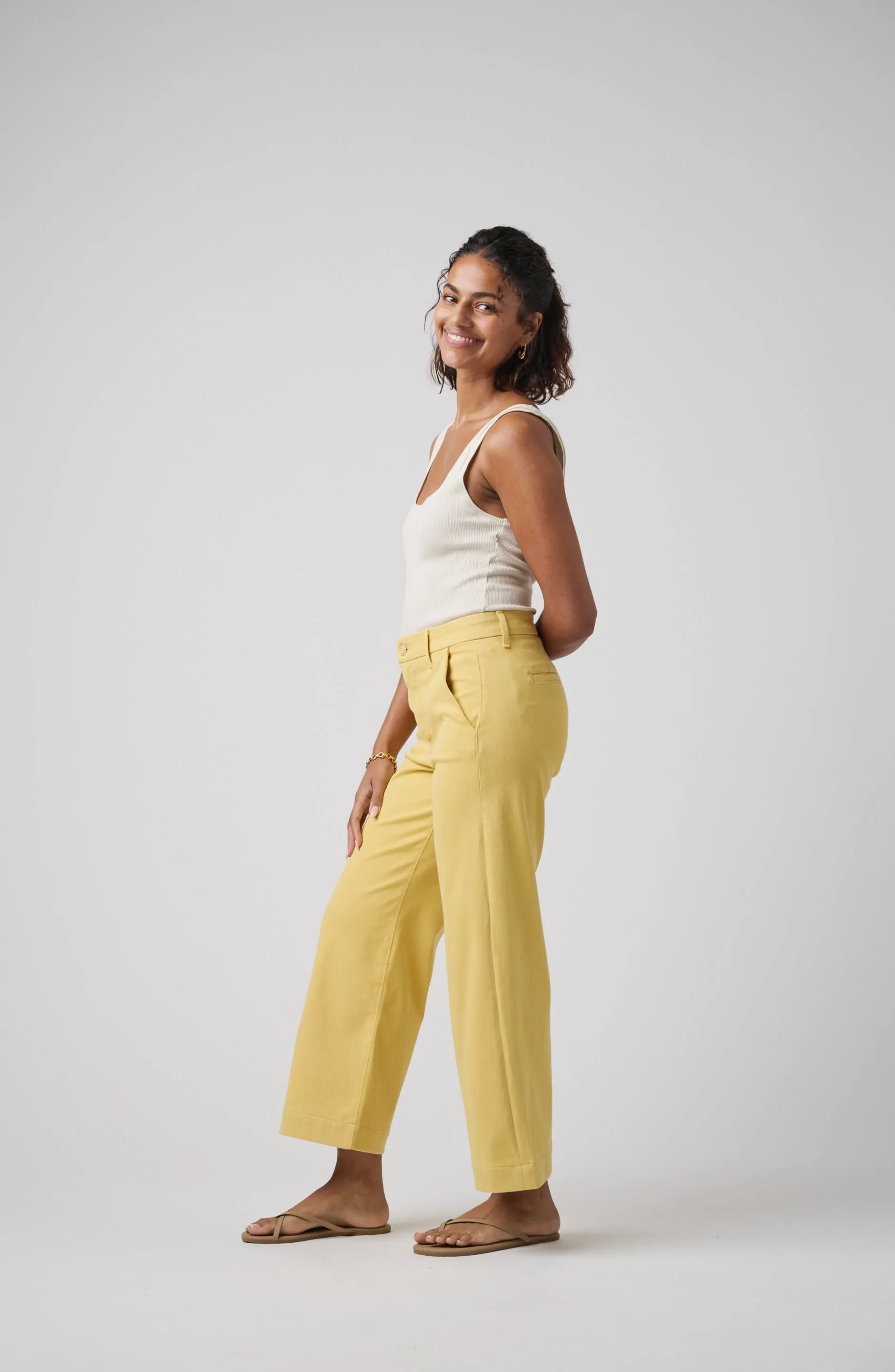 The Malibu Wide Chino Cropped  |  Marigold