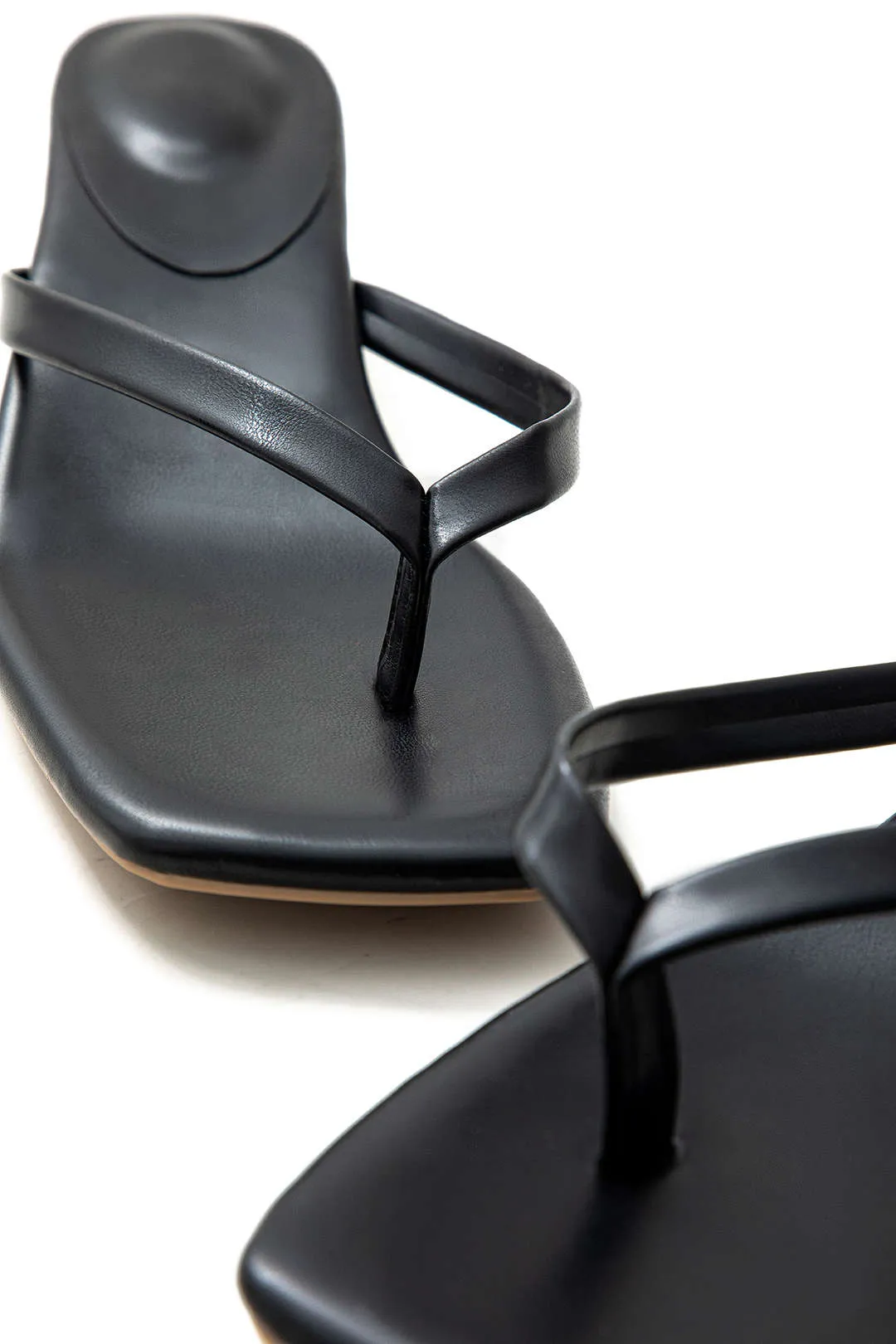 Vesper - Modern Square Toe Look Woman's Heeled Sandals